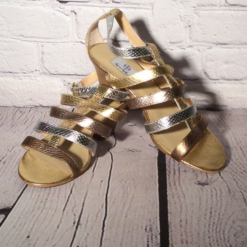 Hot in Hollywood Women’s Gladiator Sandals Size 8w Silver Gold Copper Stack Heel